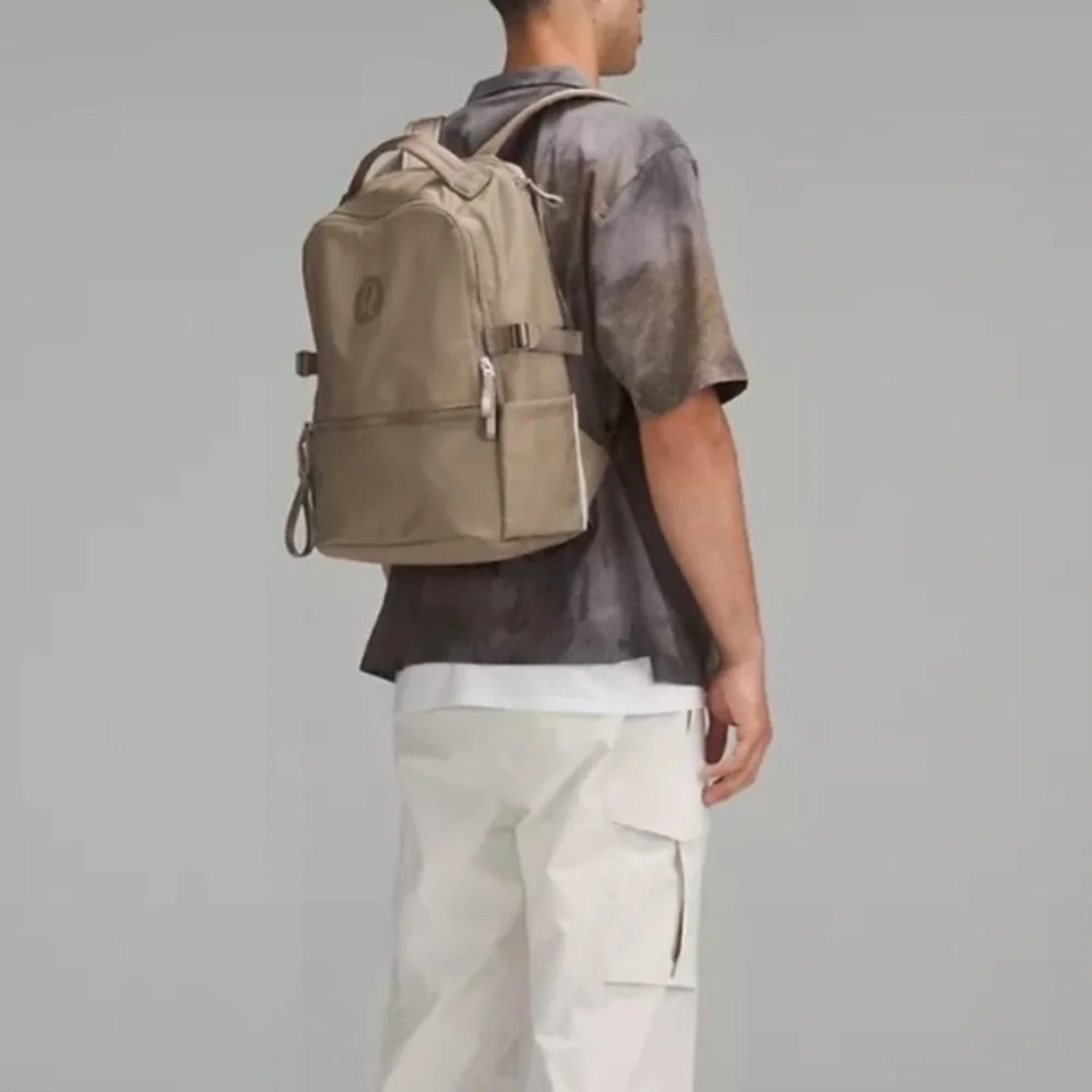 Lululemon athletica New Crew Backpack 22L unisex school workout sand brown - Picture 3 of 6
